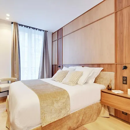 Elegant With Ac -2br-6p- Le Marais Apartment Paris